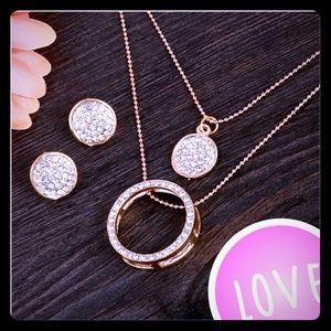 Gold necklace and earrings jewelry set